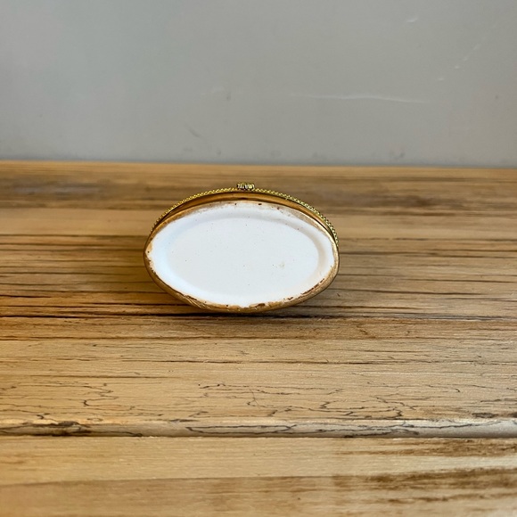 Vintage Trinity Broadcasting Network Porcelain Trinket Box Virgin Mary & jesus - Picture 6 of 8